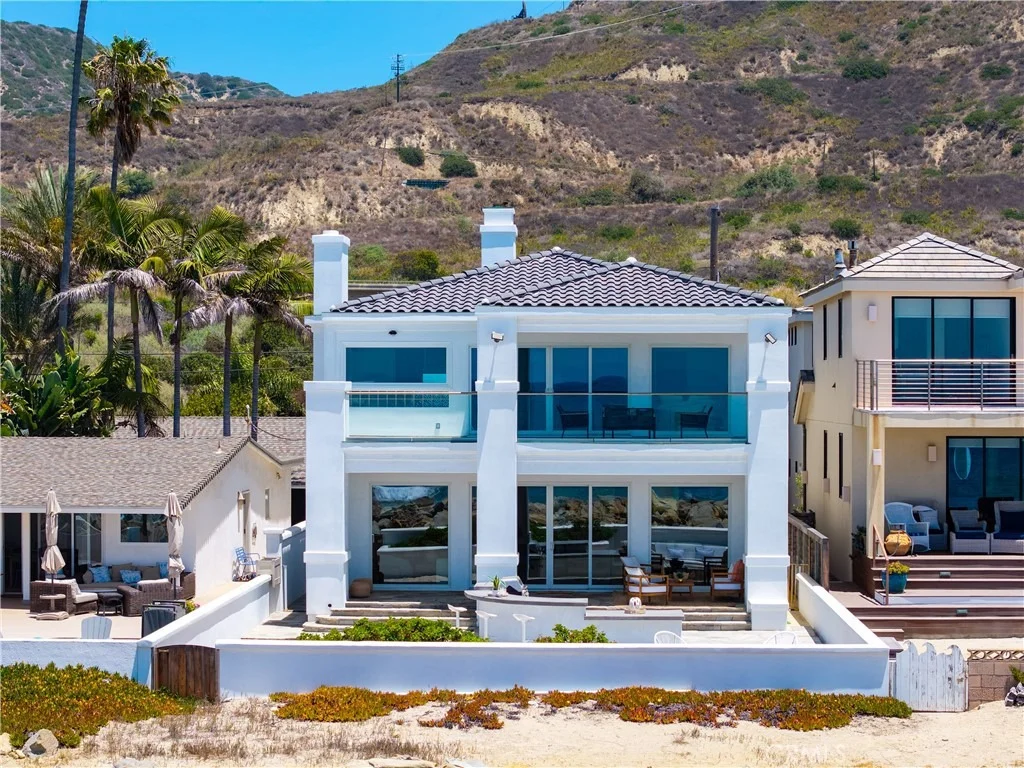 Photo of 5488 Rincon Beach Park