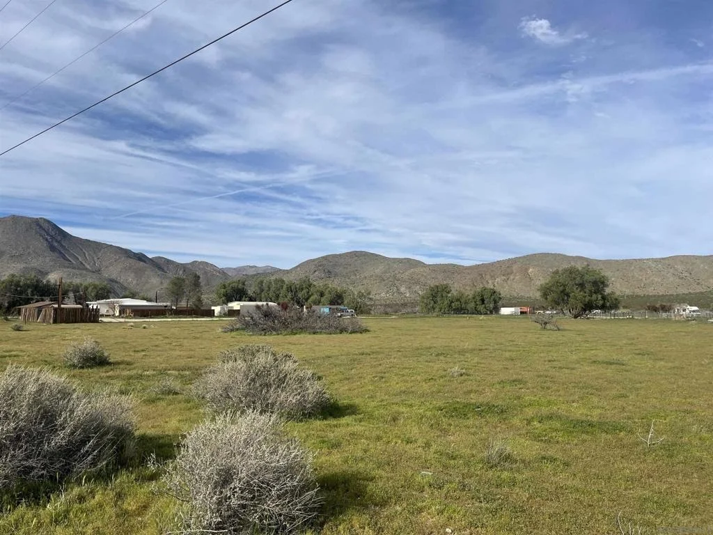 Photo of 844 Wells Fargo Trail