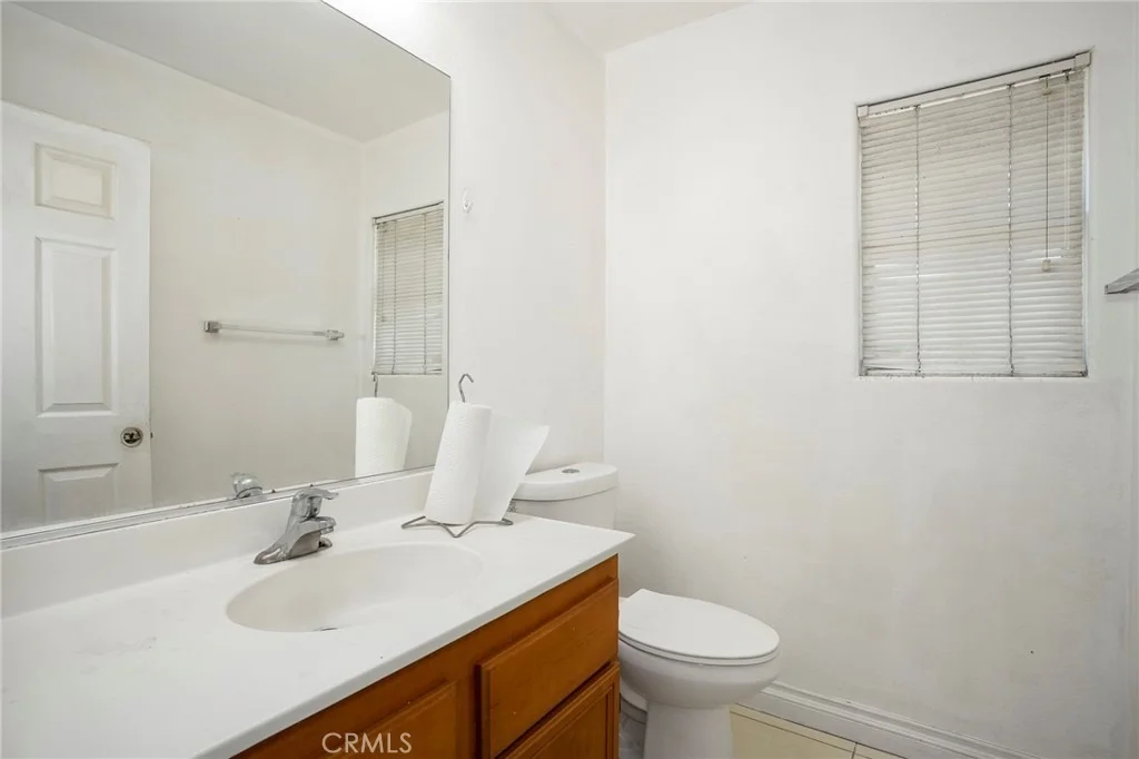 Photo of 893 W Kemp Court