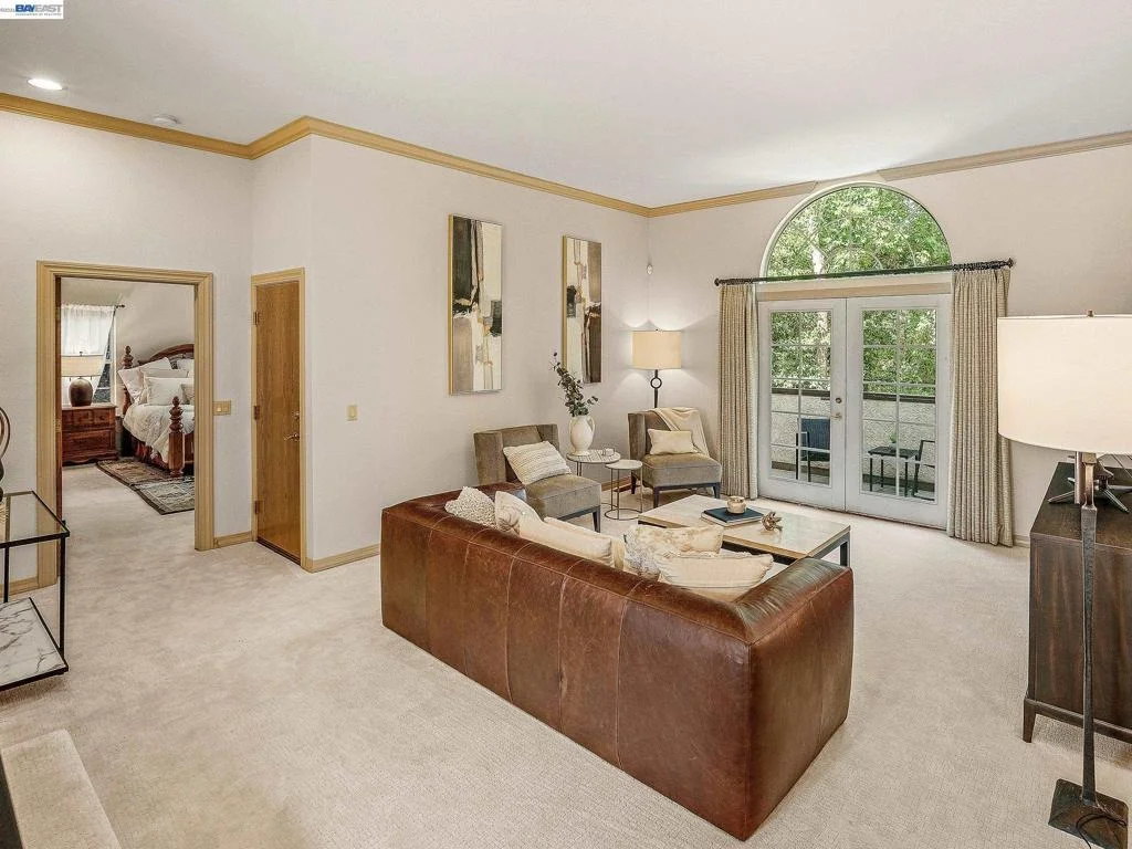 Photo of 8681 Winding Way