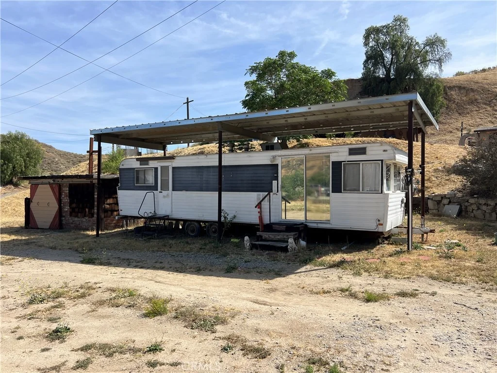Photo of 7530 Reche Canyon