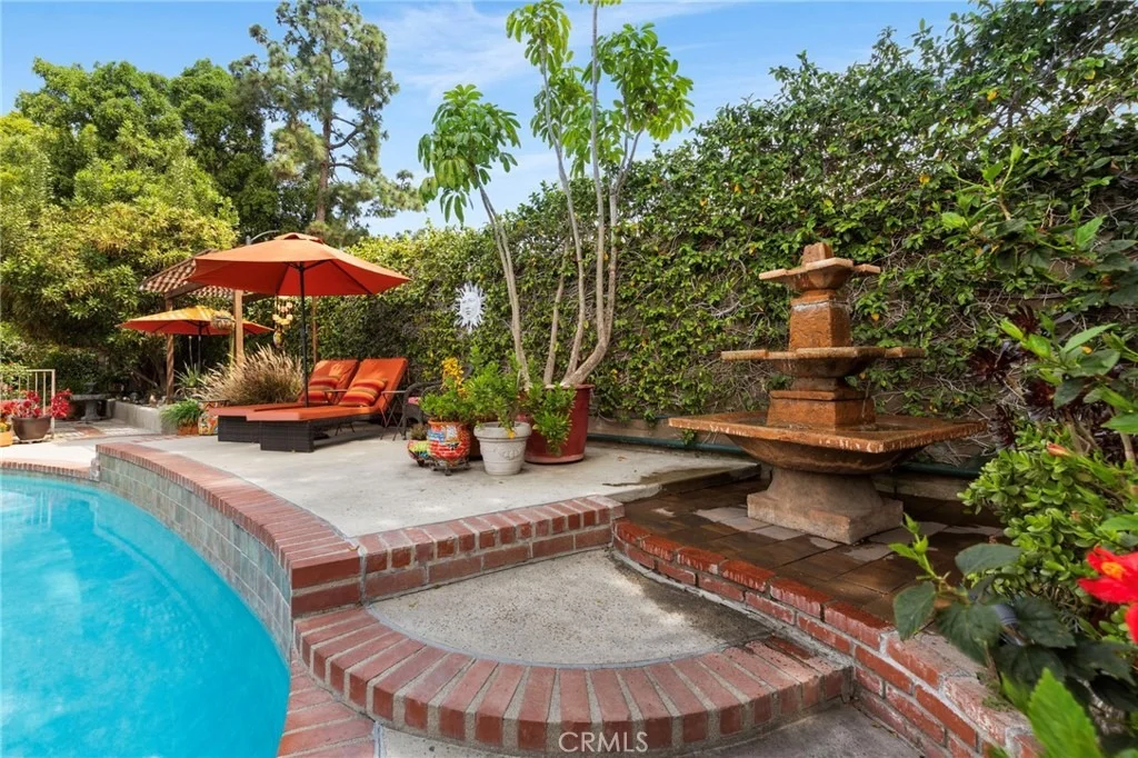 Photo of 7992 Sun Valley Way