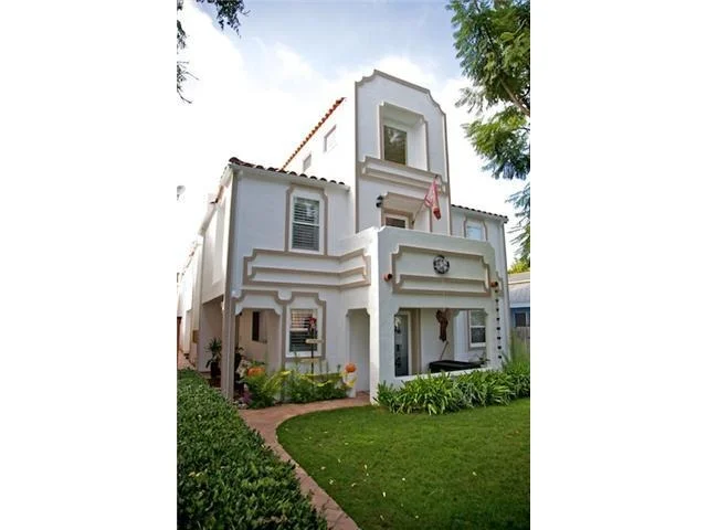 Photo of 418 E Avenue