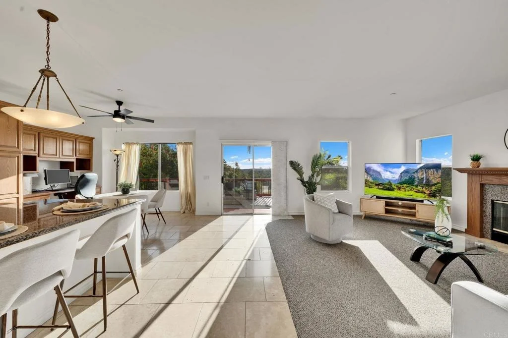 Photo of 1021 Marine View Drive
