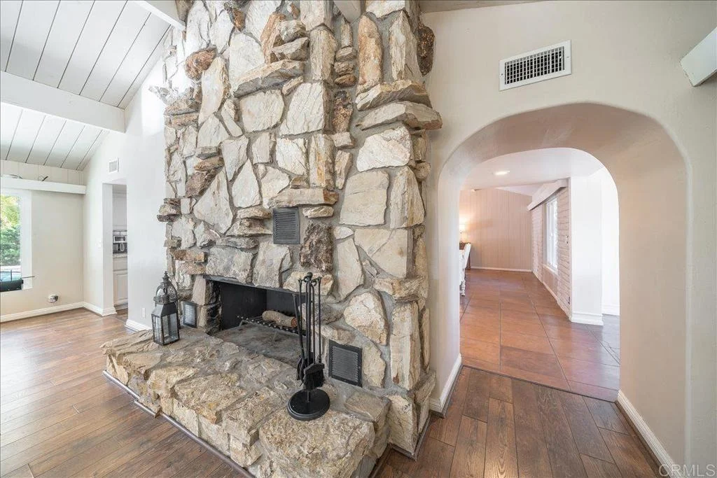 Photo of 1841 Tecalote Drive