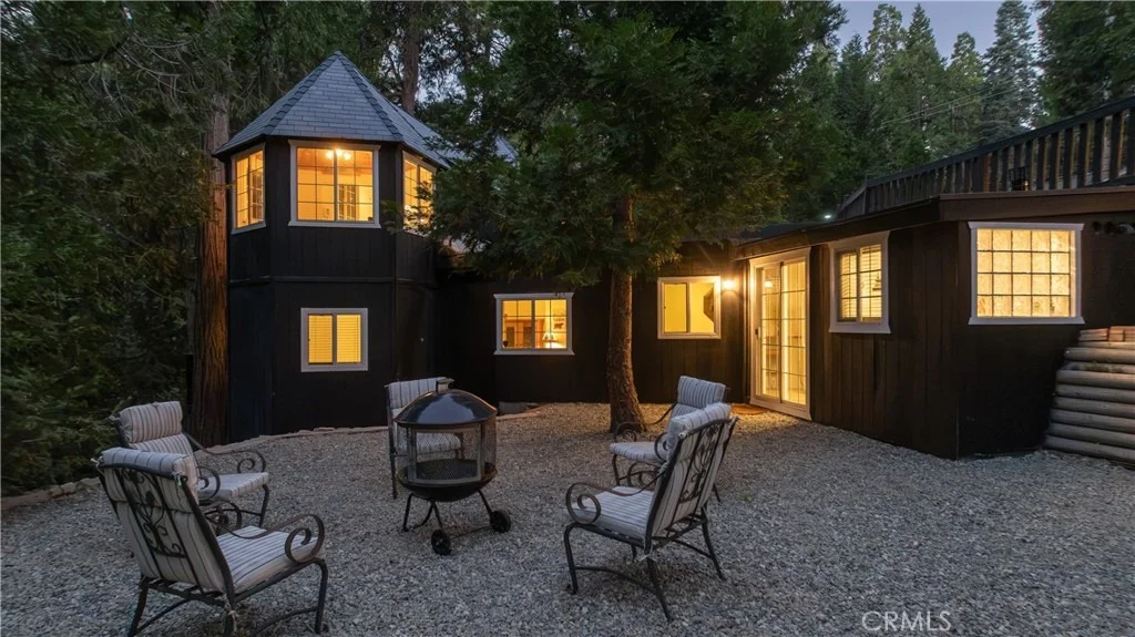 Photo of 308 Cedarbrook Drive