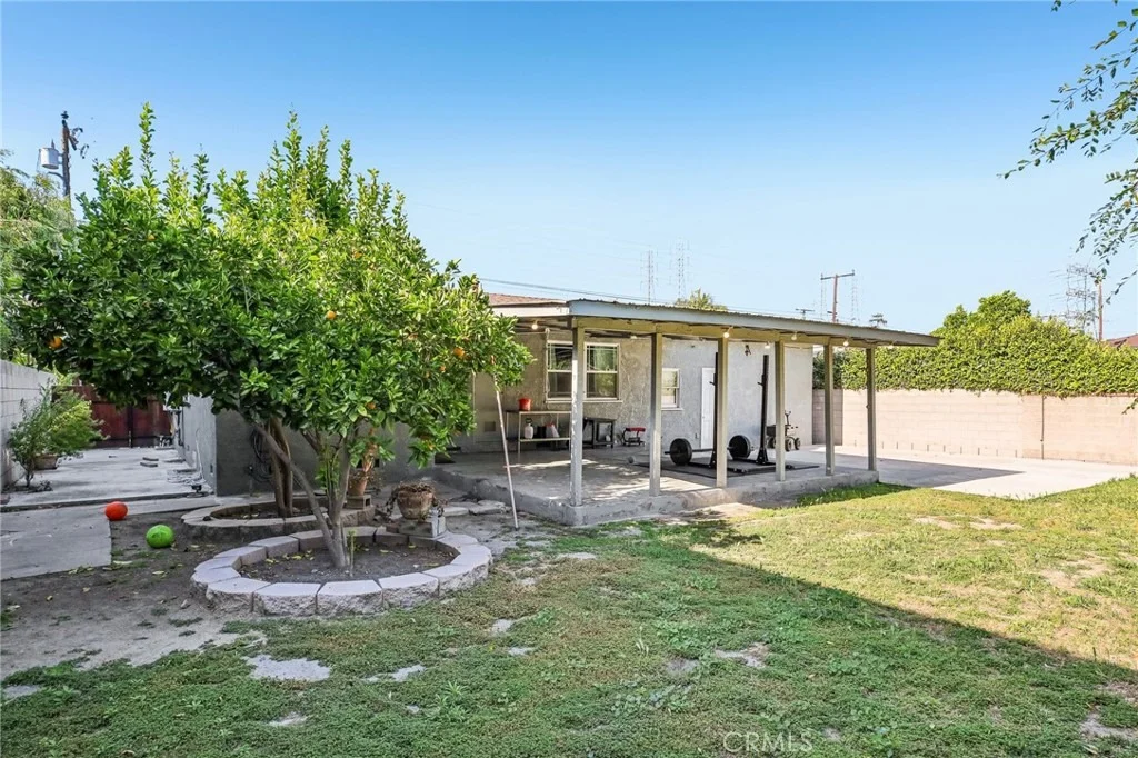 Photo of 8558 Park