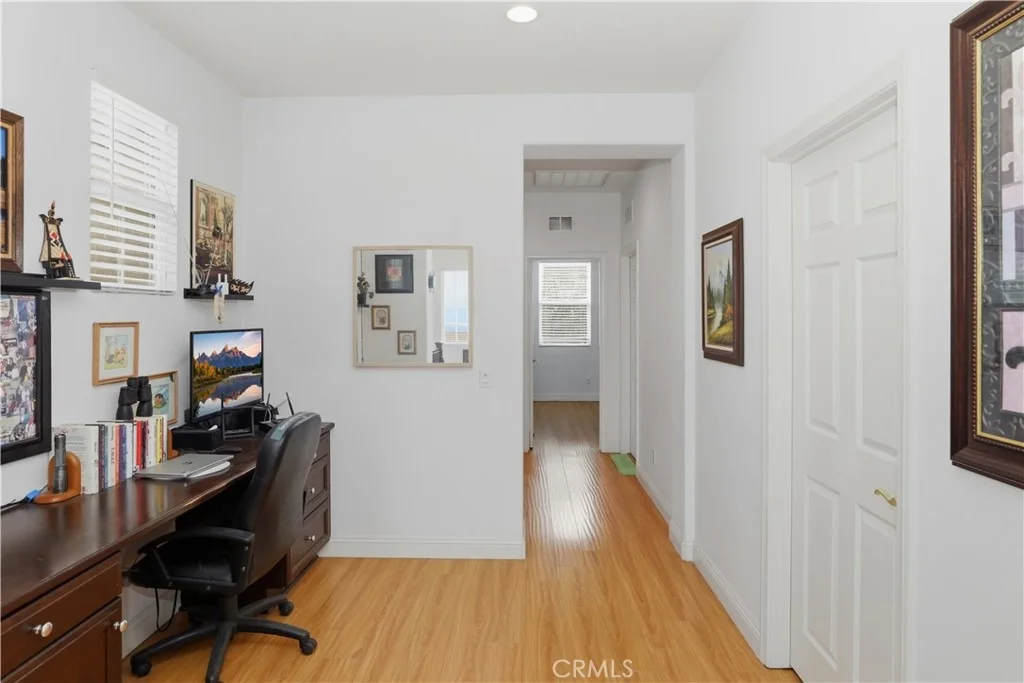 Photo of 15979 Skyridge