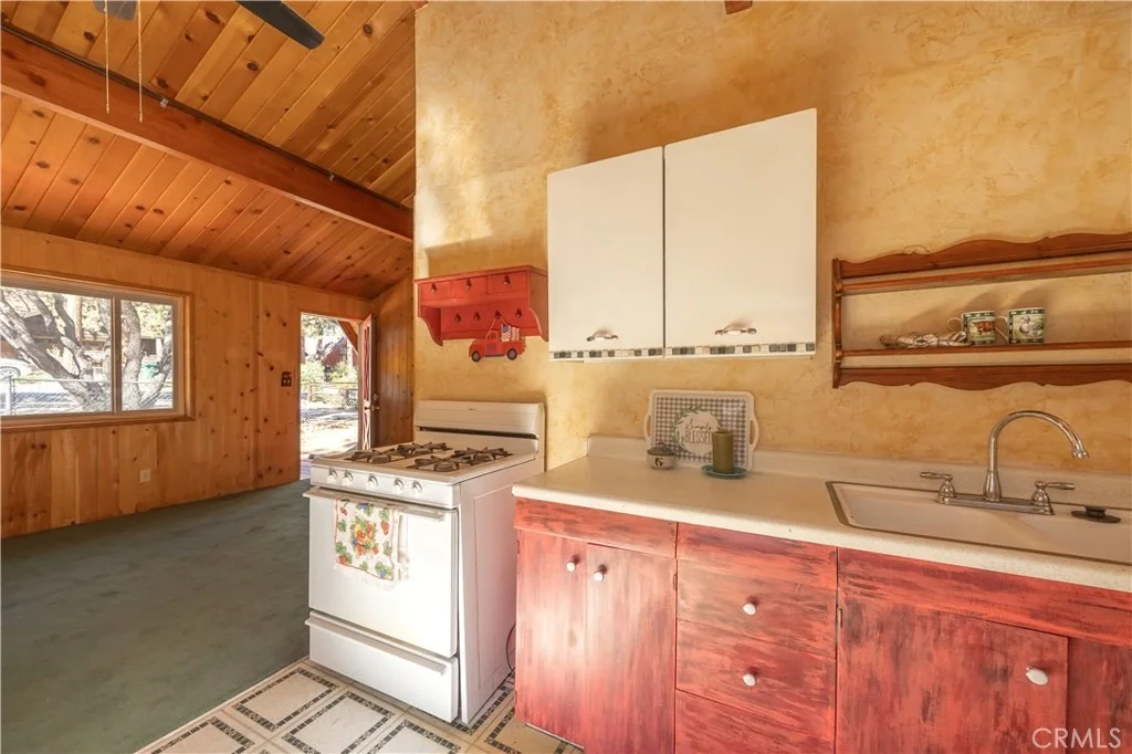 Photo of 337 Holmes Lane