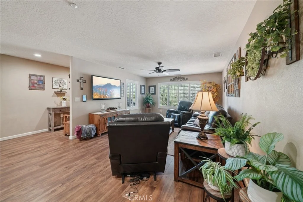 Photo of 5319 Desert View