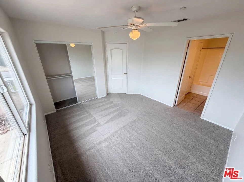 Photo of 1242 Heritage Way