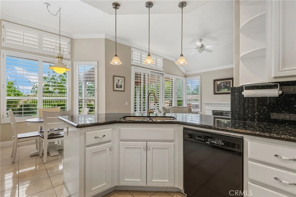 Photo of 28661 Capri
