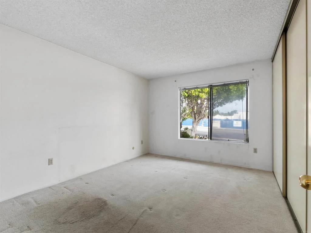 Photo of 1521 Temple Heights Drive