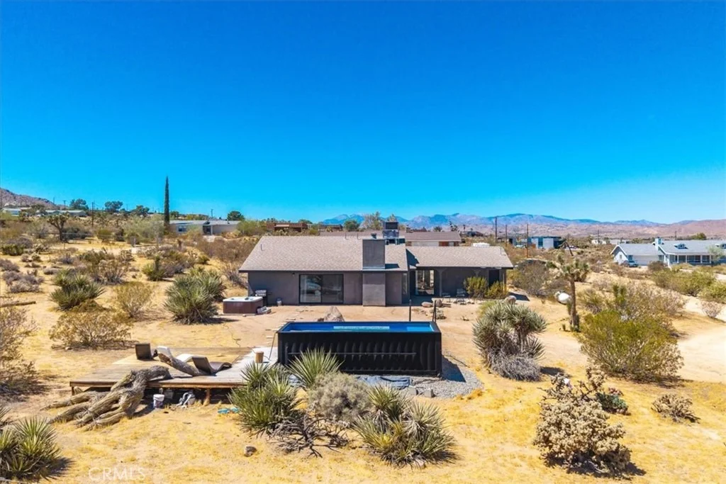 Photo of 7119 Saddleback Road