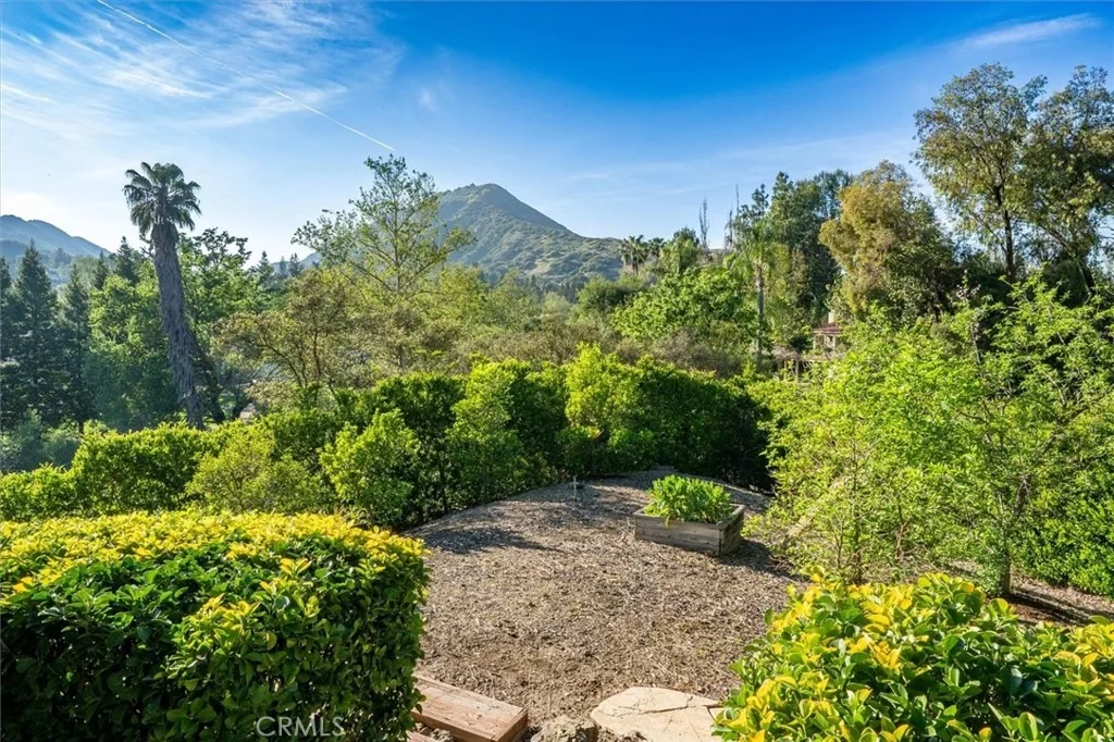 Photo of 28933 Wagon Road