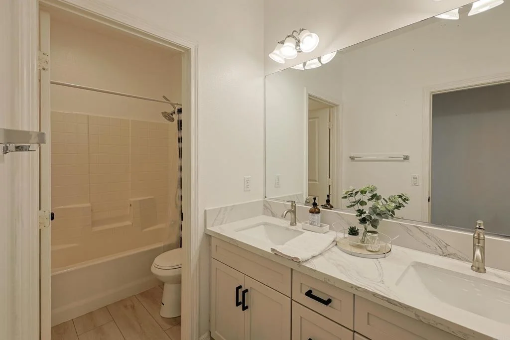 Photo of 2288 Wander Street