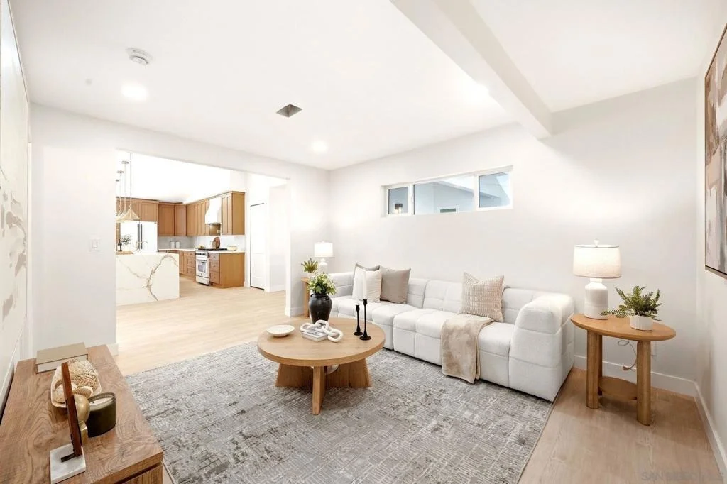 Photo of 2073 Willow Glen