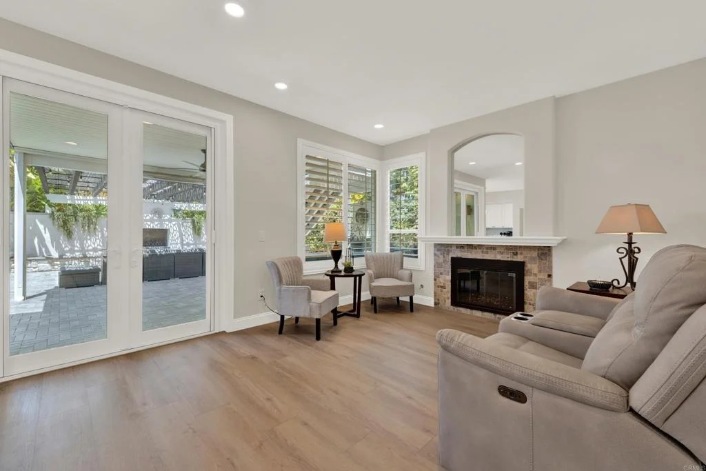 Photo of 948 Honeysuckle Drive