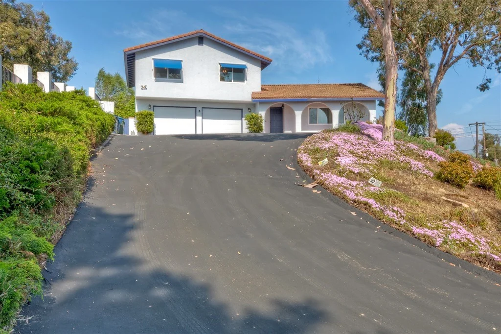 Photo of 1018 Avocado Ave