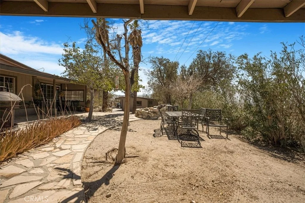 Photo of 60810 Sunrise Road