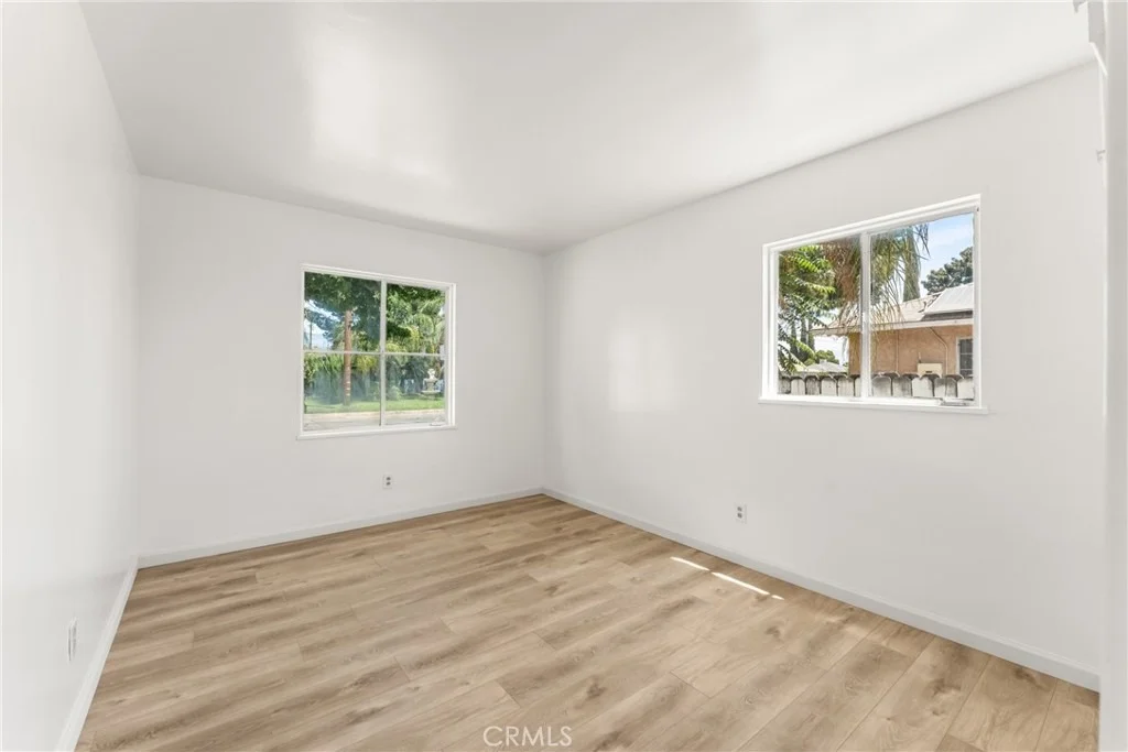 Photo of 237 W Van Koevering Street