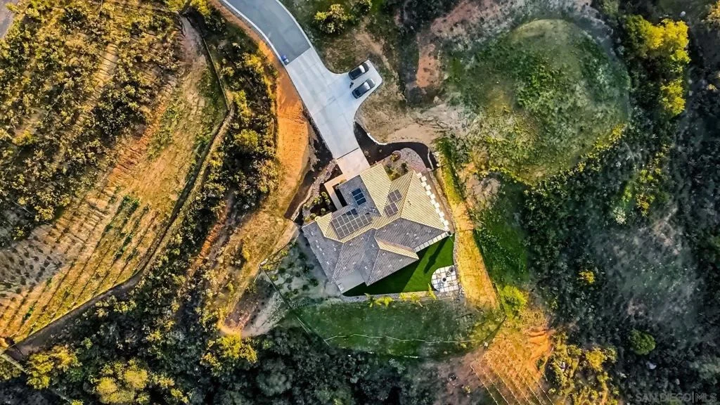 Photo of 12872 Vineyard Crest Pl