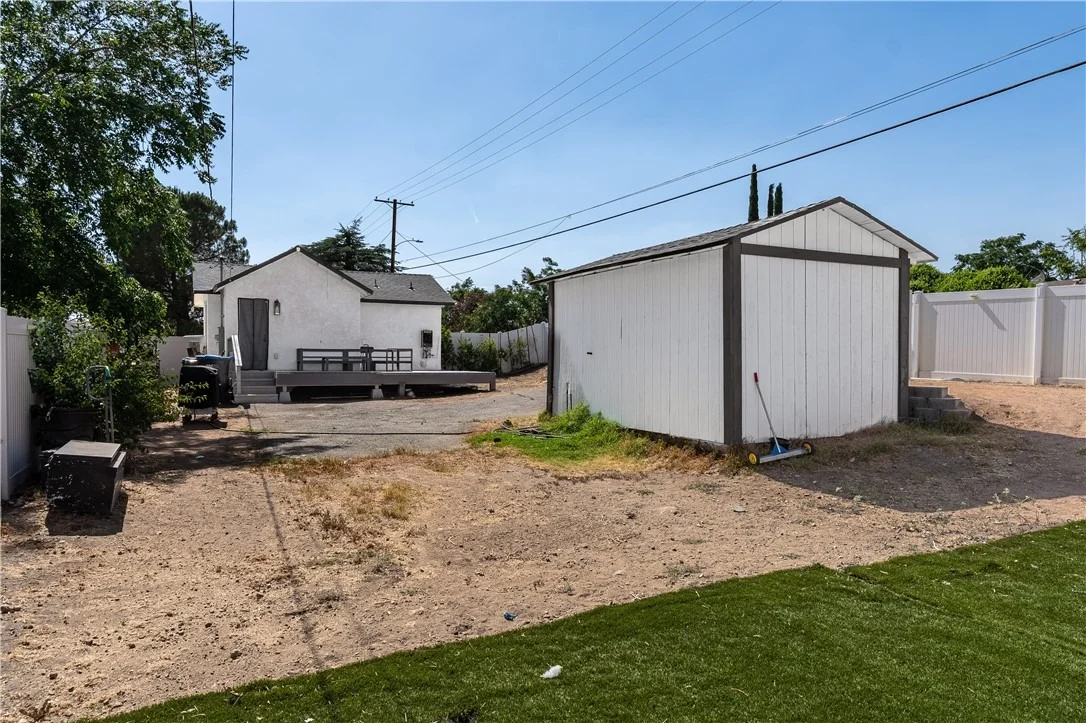 Photo of 582 N Almond