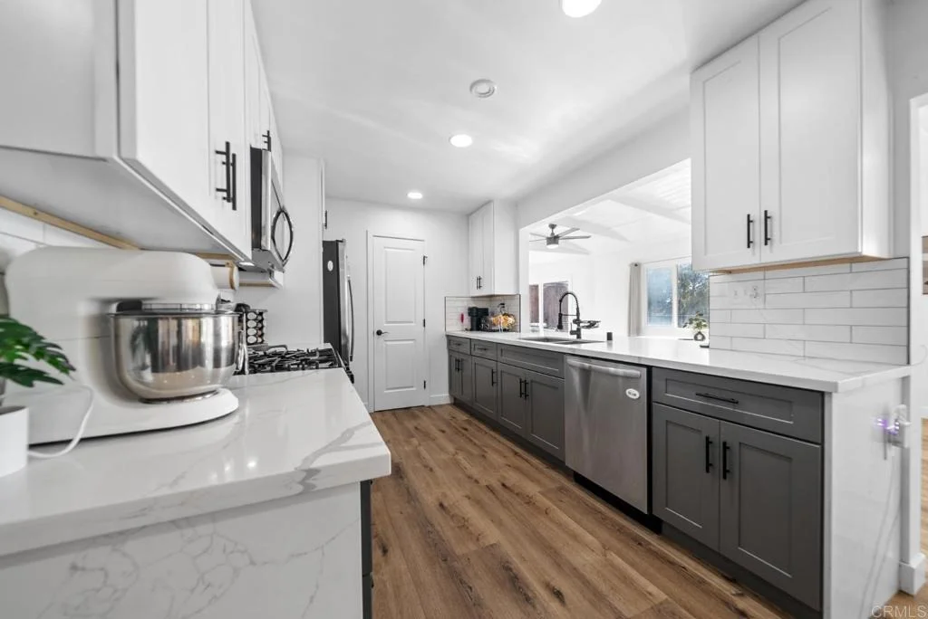 Photo of 5300 Tufts Street