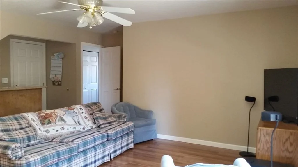Photo of 76 CLOVERLEAF CIR