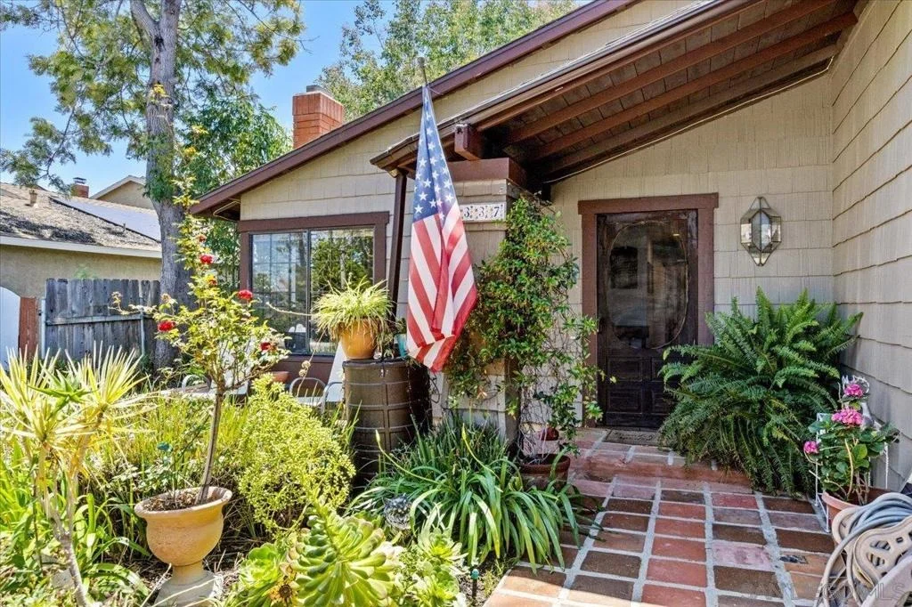 Photo of 2337 Fallingleaf