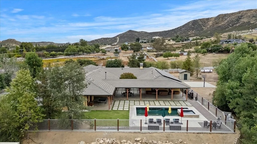 Photo of 16420 Rocky Glen Road