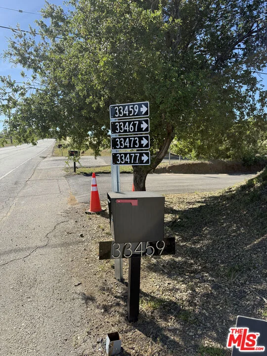 Photo of 33477 Mulholland Highway