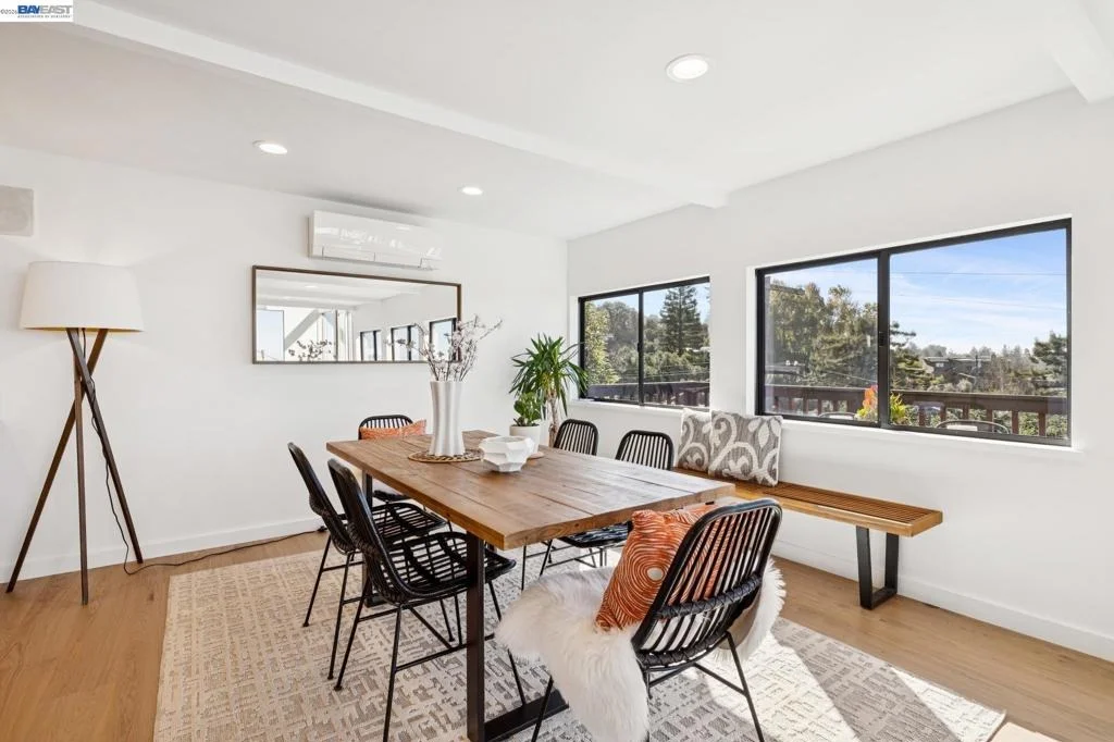 Photo of 1085 STERLING AVE