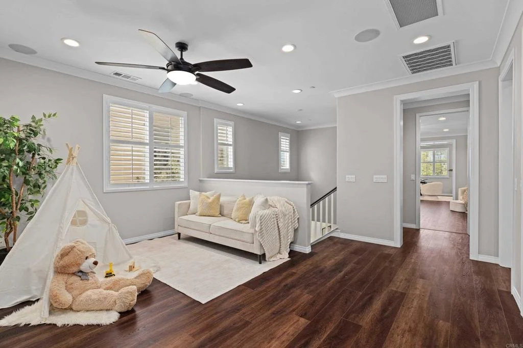 Photo of 250 Treasure Drive