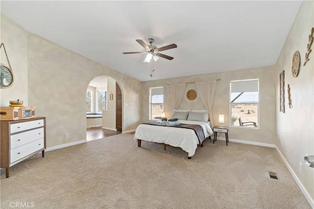 Photo of 61375 Leslie Lane