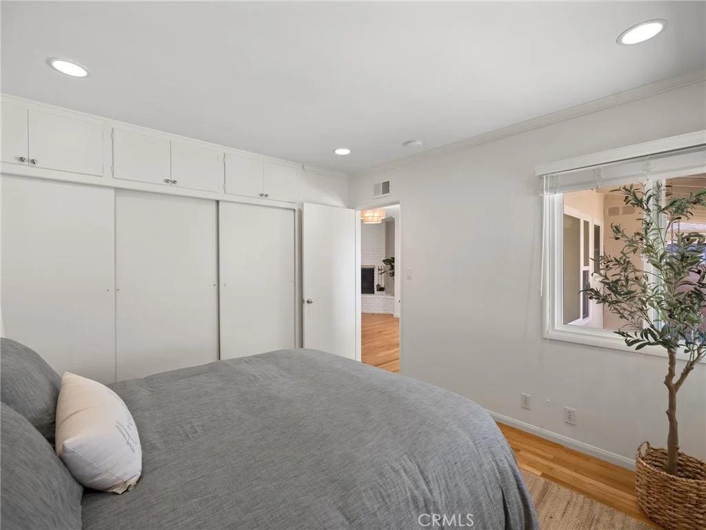 Photo of 1731 Iris Avenue