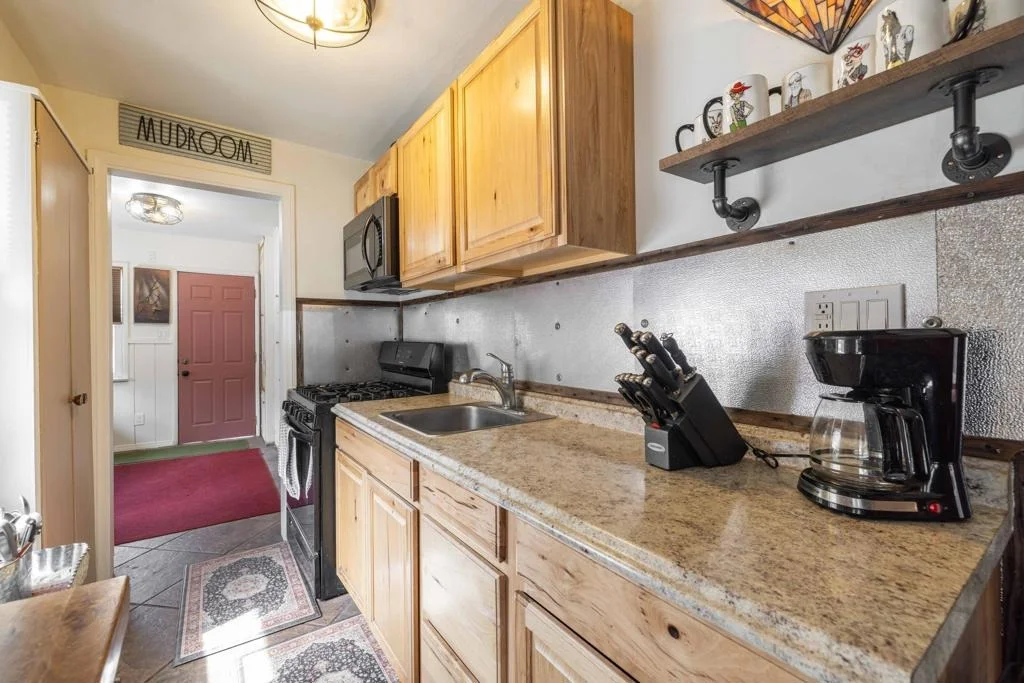 Photo of 40057 Forest Road