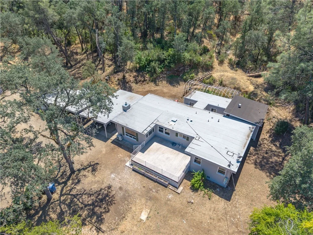Photo of 15905 Kugelman