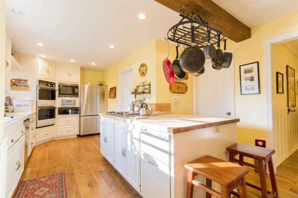 Photo of 28831 Spruce
