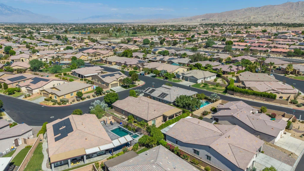 Photo of 42210 Summit Way