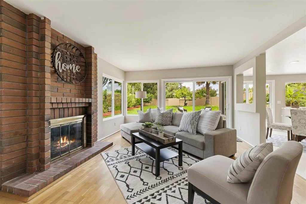 Photo of 1410 VALLEDA LANE