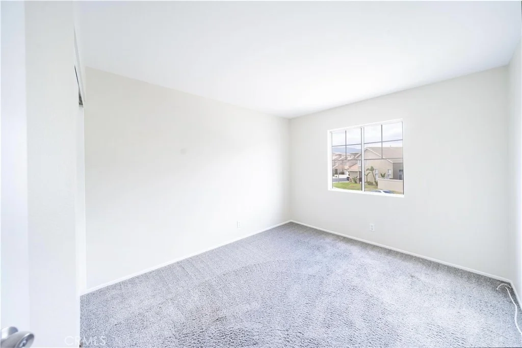 Photo of 877 Willowcreek