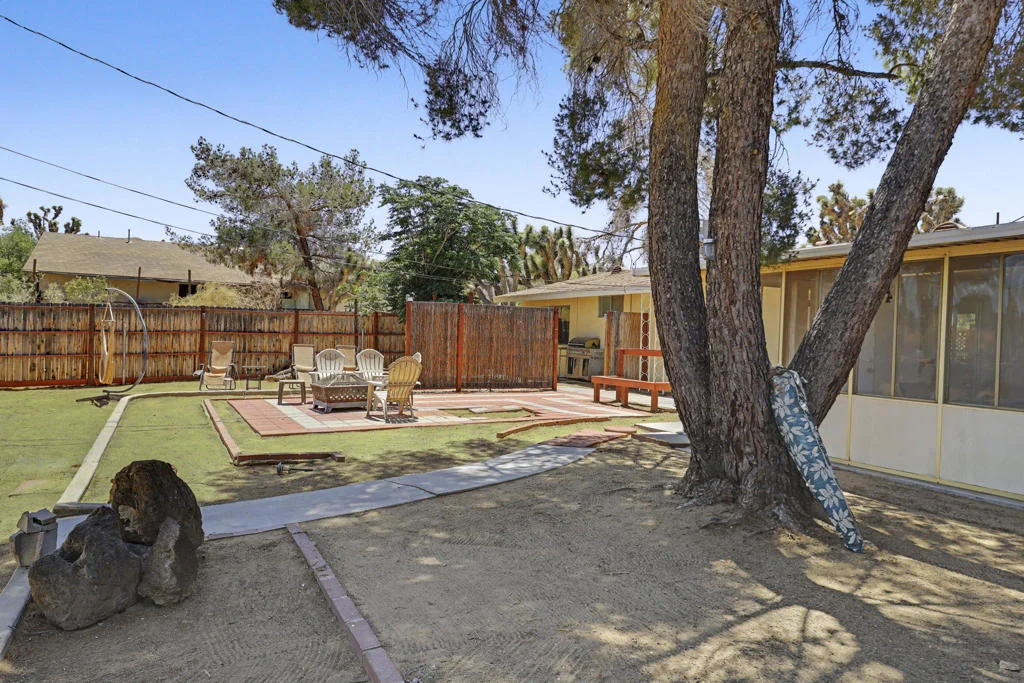 Photo of 7603 Fox Trail