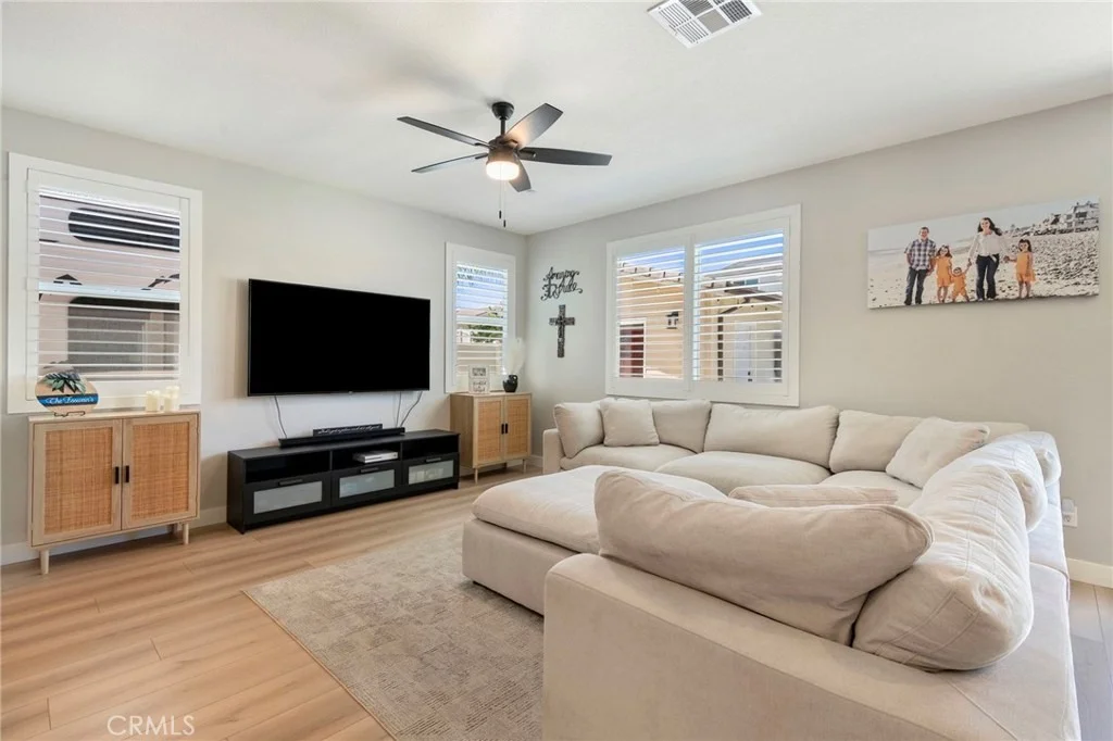 Photo of 31106 Pepperbush