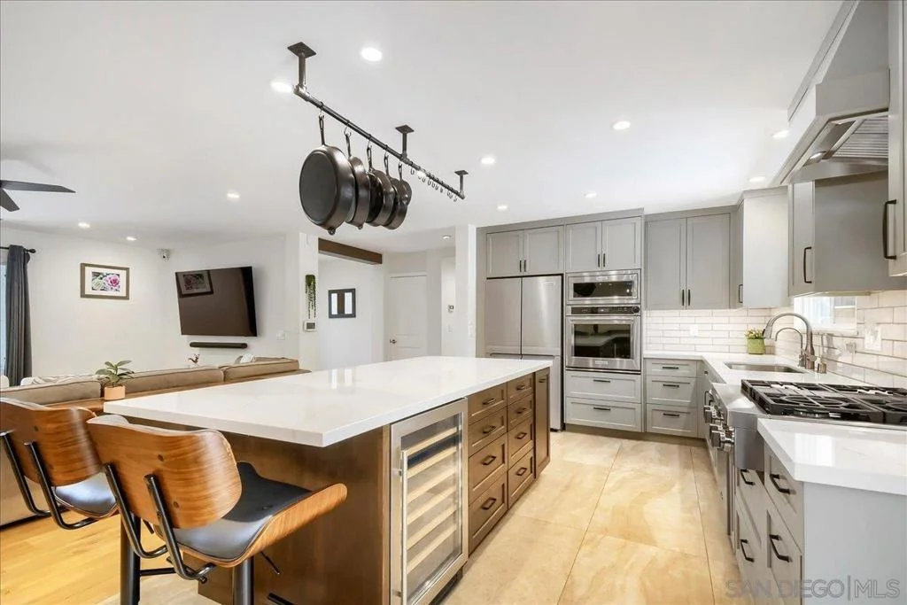 Photo of 10162 Sierra Madre Rd