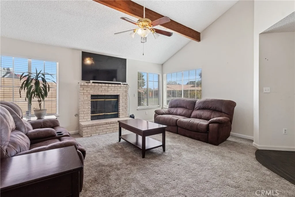 Photo of 1137 Redwood Court