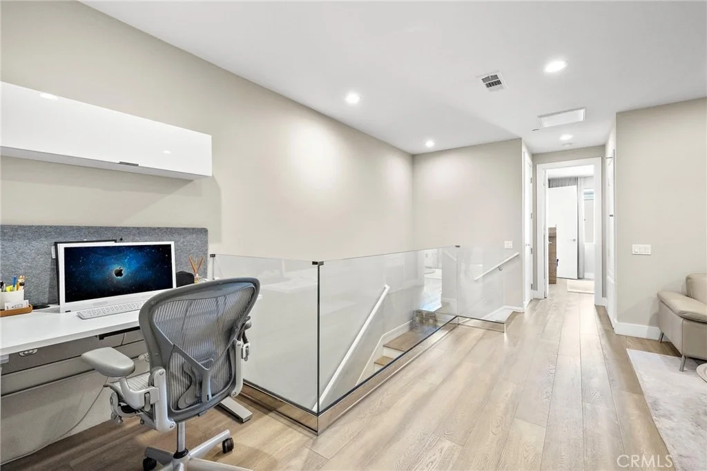 Photo of 745 Beacon