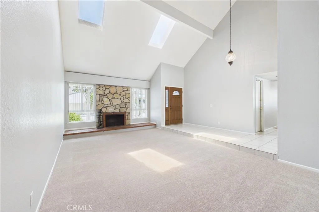 Photo of 5375 Vista Real