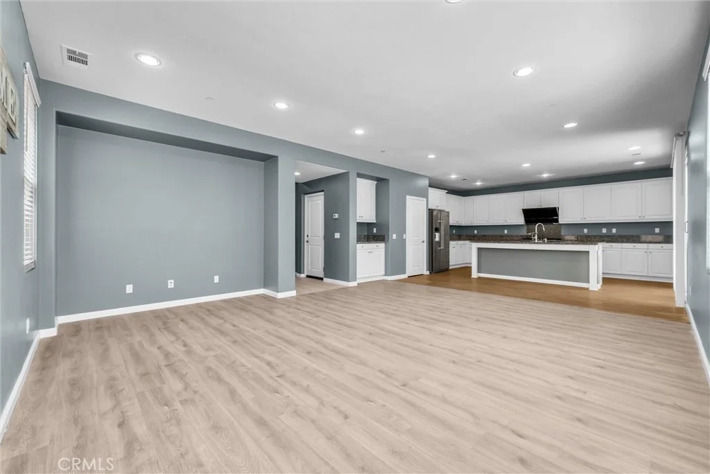 Photo of 5087 S Centennial