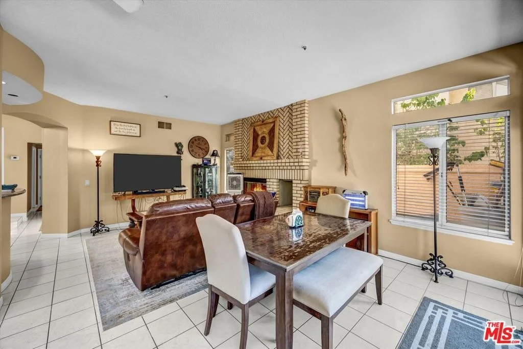 Photo of 6941 E Pinnacle Pointe